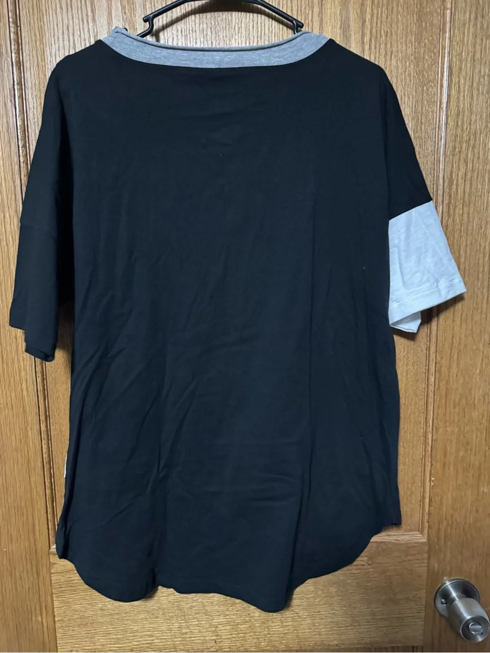 neon buddha Black, White & Gray Colorblock Short Sleeve Top with Button Detail
